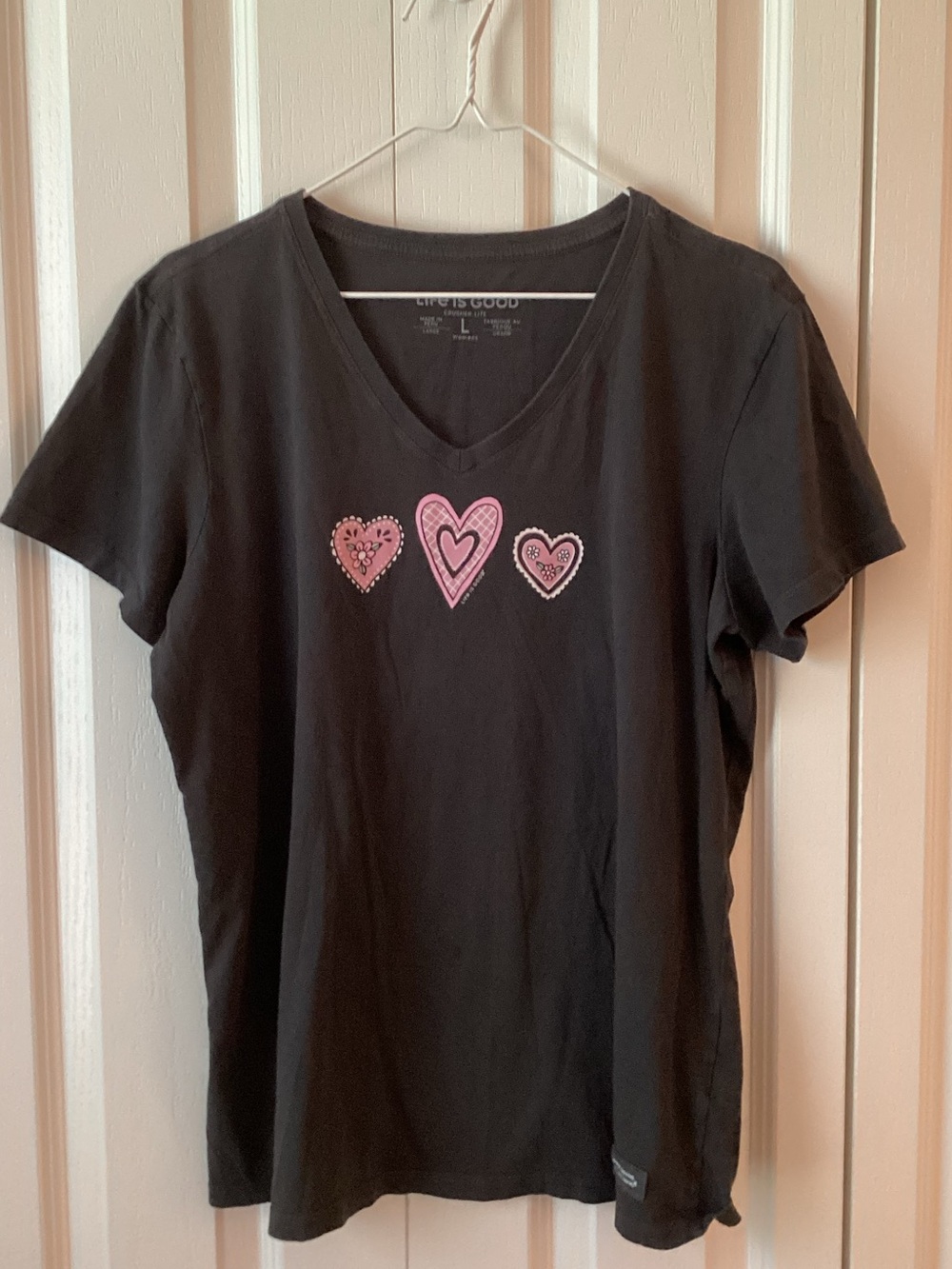 Life Is Good Womens Pink Heart Trio V-Neck Tee Sz L